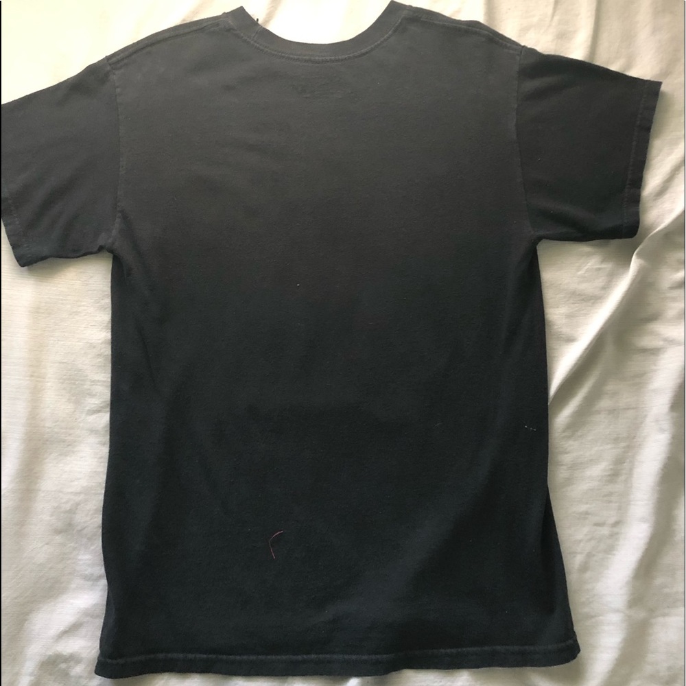 Graphic Tee - Picture 2 of 3
